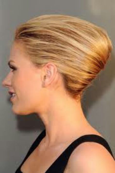 French twist / grace kelly roll French Updo, Classic Updo Hairstyles, Haircuts Female, Hairstyle French, French Twist Hairstyle, Long Length Haircuts, Classic French Twist, Best Long Haircuts, Hair Up Do