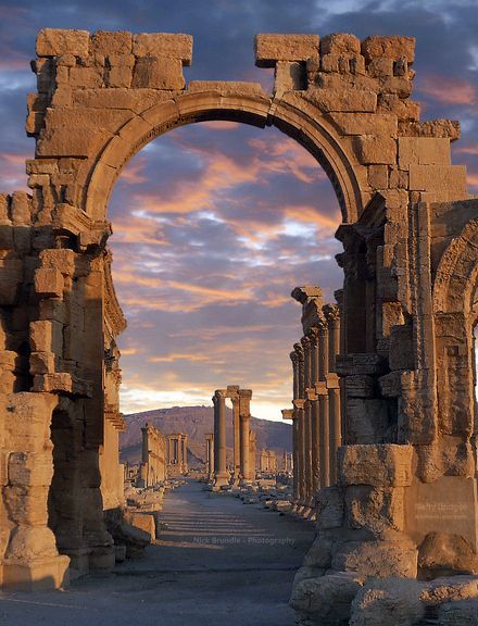 Syria Pictures, Arch Of Triumph, Palmyra Syria, Starověký Egypt, Architecture Antique, Istoria Artei, Bhutan, Ancient Architecture, Historical Place