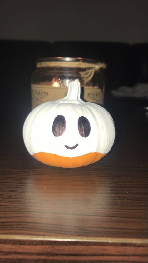 Easy Halloween Painted Pumpkins, Pumpkin Painting Ideas￼, Space Painted Pumpkin, Mini Ghost Pumpkin Painting, Mini Punkin Painting Ideas, Painted Pumpkin Ideas Halloween Easy, Small Pumkin Paintings, Easy Things To Paint On A Pumpkin, Easy White Pumpkin Painting Ideas