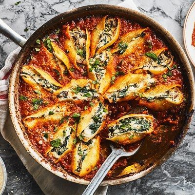 Slow Cooker Recipes, Vegetarian Skillet, Vegetarian Dinner Party, Dinner Party Mains, Spinach Stuffed Shells, Resep Pasta, Vegetarian Main Course, Stuffed Shells Recipe, Crock Pot Recipes