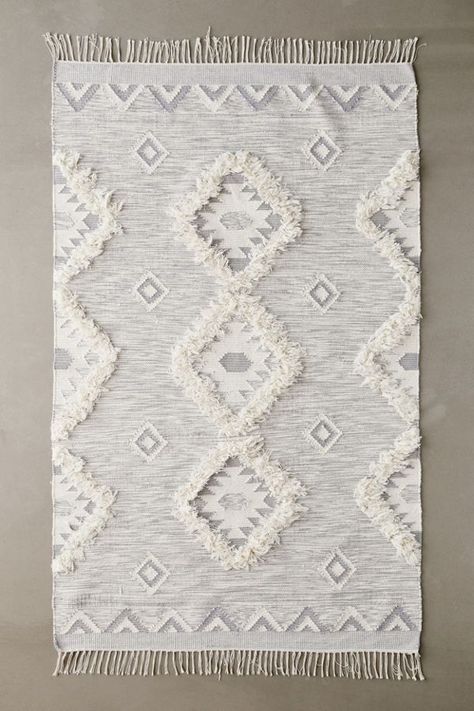 Patterned Curtains, Rug Urban, Aesthetic Drawings, Geometric Stencil, Coastal Rugs, Medallion Rug, Curtain Patterns, Sheepskin Rug, Classic Rugs