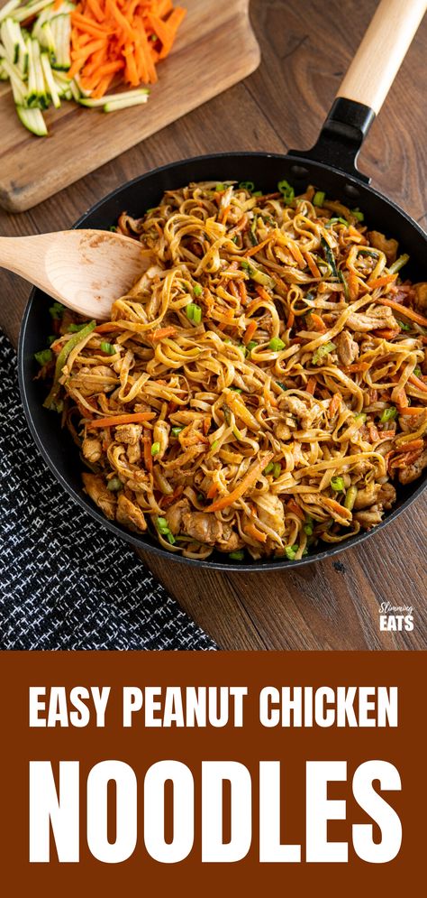 Peanut Chicken Noodles, Stir Fry With Chicken, Easy Peanut Chicken, Peanut Sauce Chicken, Peanut Sauce Noodles, Peanut Butter Chicken, Noodle Stir Fry, Thai Peanut Chicken, Chicken Noodles