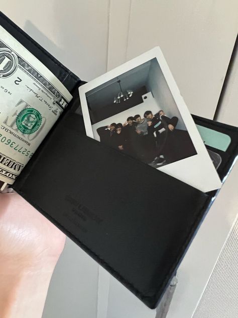 Jay Weverse Post, Enhypen Jay Polaroid, Jay Polaroid, Enhypen Weverse Post, Jay Core, Jay Weverse, Park Jay, Park Jongseong, My Wallet