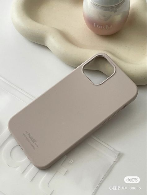 Mobile Phone Case Diy, Nike Iphone Cases, Dior Atelier, Money Case, Iphone Case Collection, Phone Items, Silicone Iphone Cases, Gaming Tech, Classy Photography