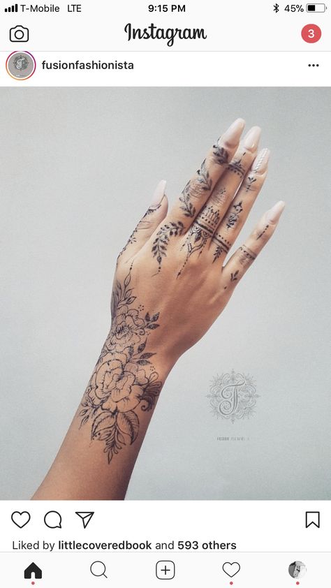 Delicate Hand And Finger Tattoos, Pretty Hand And Finger Tattoos For Women, Female Hand And Finger Tattoos, Female Finger Tattoos Hands, Fine Hand Tattoos, Boho Finger Tattoos For Women, Floral Finger Tattoos For Women, Mandala Finger Tattoo For Women, Biblical Hand Tattoos