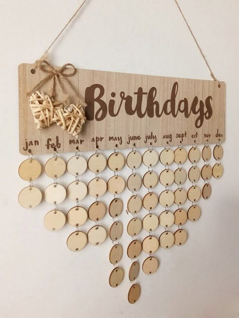 Wooden Birthday Calendar Diy, Wooden Birthday Sign, Birthday Wooden Calendar, Wood Birthday Calendar, Birthday Reminder Ideas, Birthday Calendar Ideas, Birthday Calendar Diy, Birthday Reminder Board, Birthday Board Diy