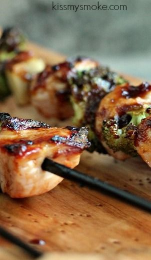 Chicken, Garlic and Broccoli Kebabs Fall Grilling, Clean Dinner Recipes, Chicken Garlic, Diy Easy Recipes, Dinner Party Recipes, Best Food Ever, Kiss My, Kebabs, Stop Working