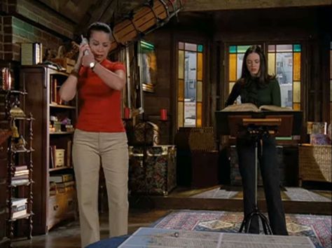 Charmed House Aesthetic, Charmed Manor, Charmed House, Halliwell Manor, Charmed Fashion, House Attic, Sabrina Spellman Style, Manor Floor Plan, Charmed 1998