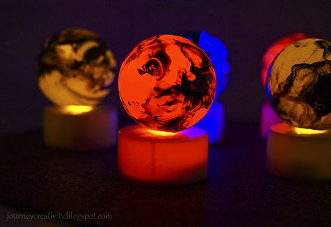 Journey into Creativity: Colorful tea lights planet Planet Night Light, Ping Pong Ball Night Light, Ping Pong Ball Planets, Ping Pong Ball Tea Lights, Ping Pong Ball Crafts, Vbs Stellar, Vbs Space, Reading Crafts, August Activities