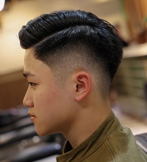 Classy Side Part Hairstyle for Asian Men Asian Men Side Part Haircut, Dark Asian Hair, Hairstyles For Asian Men, Asian Men Hairstyles, Military Haircuts Men, Asian Hairstyle, Side Haircut, Side Part Haircut, Military Haircut