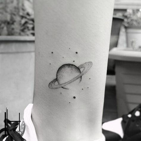 Planet Tattoo, Saturn Tattoo, Tato Minimal, Sanskrit Tattoo, Clown Tattoo, Vegan Tattoo, Planet Tattoos, Inspiration Tattoos, Initial Tattoo