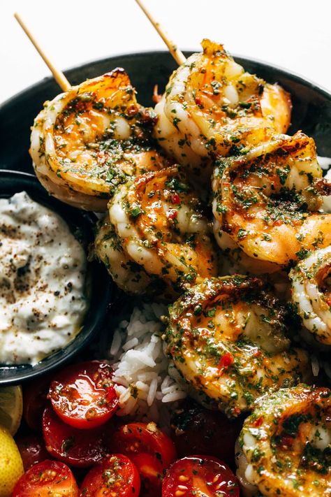 Sunday Family Dinner Ideas, Shrimp With Tomatoes, Chimichurri Shrimp, Salted Shrimp, Bbq Shrimp, Shrimp Dinner, Jumbo Shrimp, Stuffed Mushroom Caps, Tomato Salad