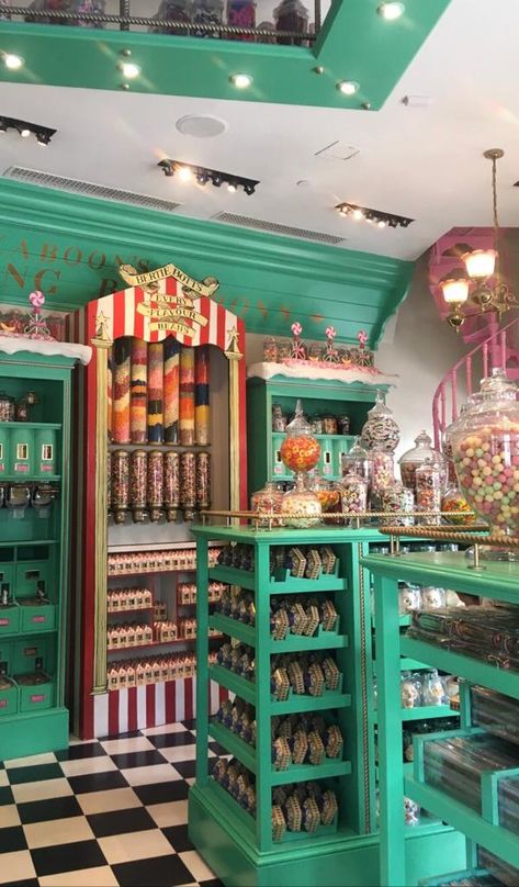 Retro Candy Store, Old Fashioned Candy Shop, Candy Store Aesthetic, Candy Pantry, Candy Shop Aesthetic, Candy Store Background, Vintage Candy Store, Harry Potter Theme Birthday Party, Candy Store Design