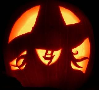 2009 Pumpkins :: witch from wicked picture by kenklinker - Photobucket Pumpkin Cravings, Scary Halloween Pumpkins, Pumkin Carving, Halloween Pumpkin Carving Stencils, Creative Pumpkin Carving, Pumpkin Stencils, Amazing Pumpkin Carving, Pumpkin Carving Stencils, Scary Pumpkin Carving