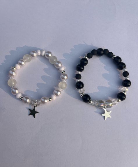 Friendship Bracelet Inspiration, Bead Patterns Bracelet, Star Bracelets, Star Bracelet, Glass Beaded Bracelets, Beading Patterns, Friendship Bracelets, Insta Fashion, Glass Beads