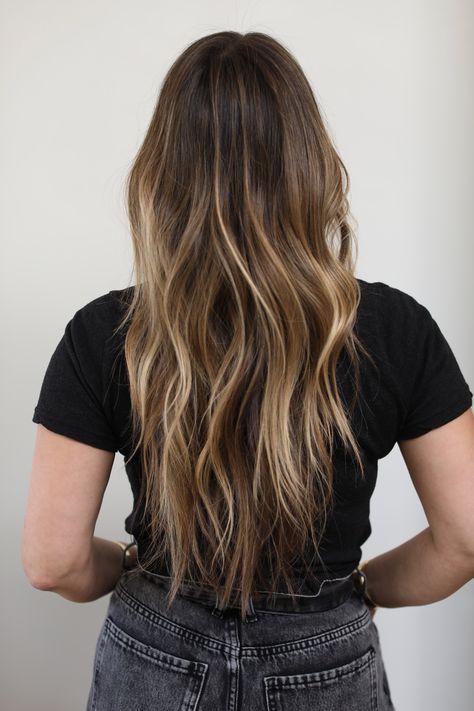 Long Brunette Balayage, Beachy Highlights, California Brunette, Sunkissed Hair, Lived In Color, California Hair, Bronde Hair, Color Highlights, Long Brunette