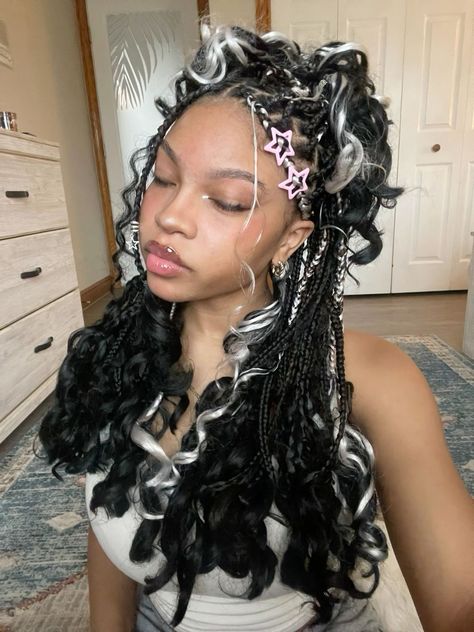 Black And White Braids, White Braids, Cabello Afro Natural, Braided Hairstyles For Teens, Big Box Braids Hairstyles, Box Braids Hairstyles For Black Women, Quick Braided Hairstyles, Cute Braided Hairstyles, Cute Box Braids Hairstyles