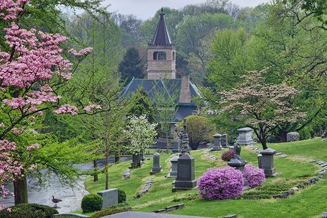 Cave Hill Cemetery - Home Beautiful Places In Usa, Spring Hiking, Summer Escape, My Old Kentucky Home, National Cemetery, Family Destinations, Winter Getaway, Public Garden, Louisville Kentucky