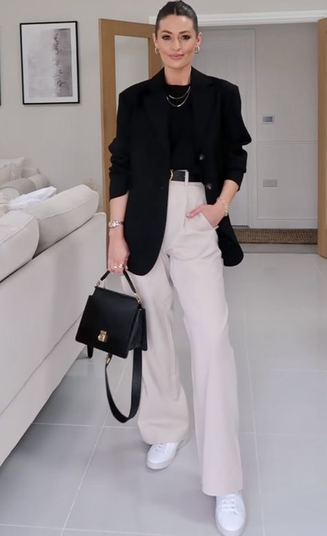 Casual Work Outfits Women, Business Attire Women, Blazer Outfits For Women, Mode Kimono, Professional Outfits Women, Business Casual Outfits For Work, Elegante Casual, Classy Work Outfits, Stylish Work Outfits