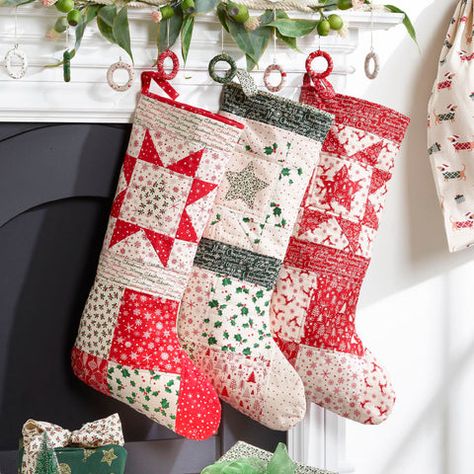 How To Decorate For Christmas, Quilted Christmas Gifts, Christmas Stockings Sewing, Patchwork Christmas, Christmas Fabric Crafts, Family Christmas Stockings, Decorate For Christmas, Quilted Christmas Stockings, Christmas Stockings Diy