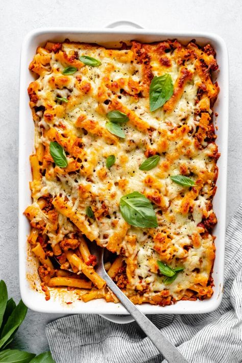 Baked Ziti Recipes, Baked Ziti Easy, Healthy Pasta Bake, Baked Pasta Casserole, Easy Baked Ziti, Spoon Fork Bacon, Ziti Pasta, Baked Penne, Ziti Recipes