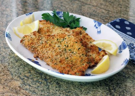 Recipe: Crispy Oven Baked Pickerel with Greek Yogurt Tartar Sauce – Kwaf | The Best of Ontario Wine Fried Haddock, Oven Fried Fish, Haddock Recipes, Fish Fillet Recipe, Baked Fish Fillet, Fish Recipes Baked, Fried Fish Recipes, Baked Fish, Fries In The Oven