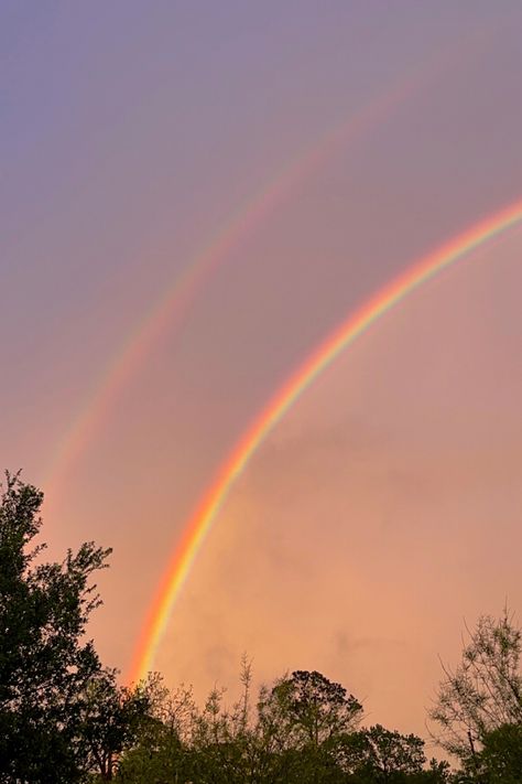 picture of a double rainbow. summer, rainbow, rainbow aesthetic, summer aesthetic, sunset, sunset pictures, usunset aesthetic, sky aesthetic pictures #sunset #rainbow #aesthetic Aesthetic Pictures Sunset, Summer Aesthetic Sunset, Sunset Rainbow, Rainbow Pictures, Rainbow Painting, Rainbow Sky, Sunset Background, Aesthetic Sky, Aesthetic Sunset