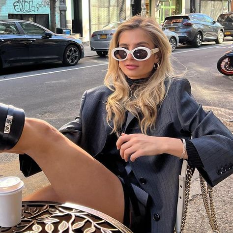 Xenia Adonts in Celine 'CL40194U' sunglasses White Sunglasses Outfit, Xenia Adonts, Winter Sunglasses, Sunglasses Outfit, Sunglasses White, Lit Outfits, 30 Under 30, White Sunglasses, Celine Sunglasses