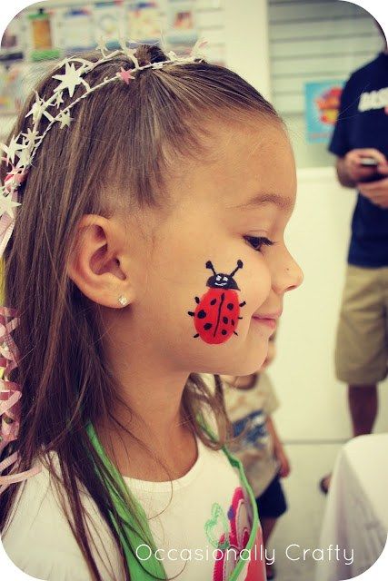 Face painting ideas for a kids birthday party Ladybug Face Paint, Kids Face Painting Easy, Easy Face Painting Designs, Face Painting Ideas, Cheek Art, Girl Face Painting, Festival Face, Face Painting Easy, Kids Face Paint