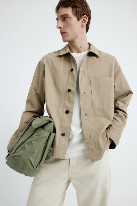 Loose Fit Twill Overshirt - Long sleeve - Regular length - Beige - Men | H&M AU Mens Overshirt, Active Swimwear, Sportswear Trends, H&m Shoes, Slip On Espadrilles, Blouse Jeans, Kids Outerwear, Oversized Silhouette, Maternity Wear