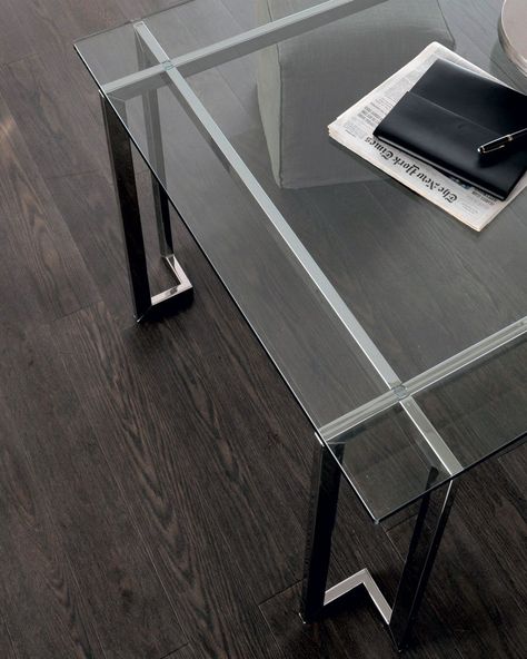 Stainless Steel Furniture Design, Stainless Steel Dining Table, Stainless Steel Furniture, Stainless Steel Table, Metal Furniture Design, Glass Furniture, Glass Top Coffee Table, Iron Furniture, Design Del Prodotto