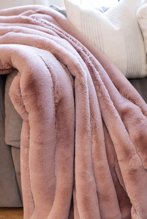 Affordable, yet still luxurious and of the same high quality that established our "World's Finest" reputation, the Posh Throw Collection is like no other. In warm Posh Throw, with an unrivaled touch and fluid, liquid hand, it makes every corner cozy! Thick and fluffy with pelt lines spaced 4" apart, the Posh Throw is lined with the same super-soft velvet used in all our throws. Promising to be the most luxe sleep-inducing blanket ever, the Posh Throw is available in our best-selling 60" x 72" si Ring Light Mirror, Faux Fur Throw Blanket, Fabulous Furs, Home Goods Decor, Faux Fur Throw, Custom Glass, Blankets For Sale, Decanters, Getting Cozy