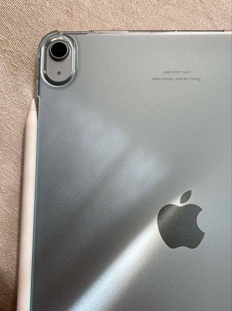 Ipad Engraving, Iphone Store, Pencil For Ipad, Ipad Essentials, Computers Tablets And Accessories, Galaxy Tab S9, Iphone Obsession, Phone Art, Ipad Art