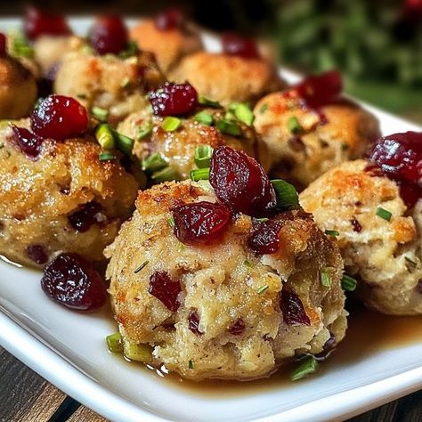 recipes quickie | Cranberry & Turkey Stuffing Balls | Facebook Stuffing Balls Recipe, Cranberry Stuffing, Cranberry Turkey, Stuffing Balls, Turkey Stuffing, Thanksgiving Appetizers, Stuffing Recipes, Easy Thanksgiving, Balls Recipe