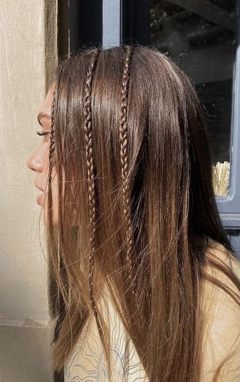 Straight Hair With Braid, Concert Hairstyles, Plaits Hairstyles, Open Hairstyles, Festival Hair, Long Straight Hair, Hair Strand, Braids For Long Hair, Loose Hairstyles