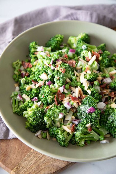 Broccoli Salad Recipe Blanching Broccoli, Rice Nutrition Facts, Salad For Summer, Potluck Salad, Broccoli Dishes, Chopped Veggies, Raw Broccoli, Broccoli Salad Recipe, Pea Salad