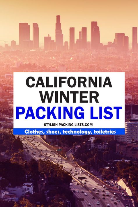 The best winter packing list for California to stay stylish and practical! A great guide for packing for trips in California in December, January and February. Outfits For Winter In California, California Outfits January, Los Angeles Outfits January, Packing List For California, California Outfits Winter, What To Wear In Los Angeles, California Packing List, California Winter Outfits, La Winter