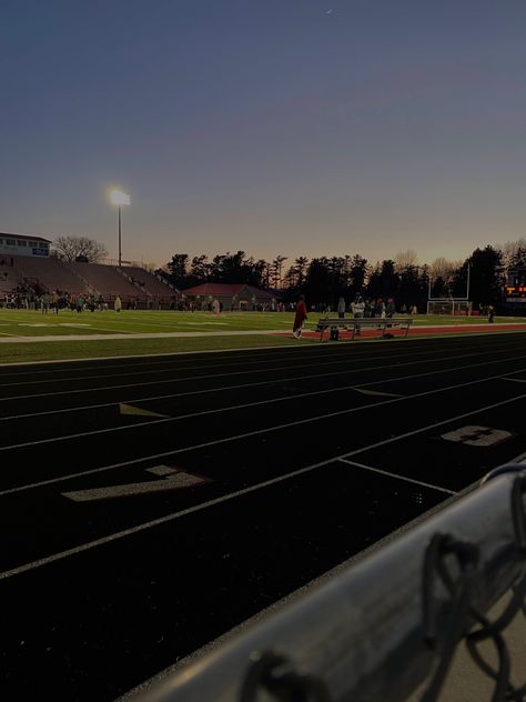 Sprinting Track Aesthetic, Track Field Aesthetic, Track Meet Aesthetic, Track Team Aesthetic, Track Wallpaper Aesthetic, Sports Day Aesthetic, Track Athlete Aesthetic, Sprinter Aesthetic, Pjo Olympics