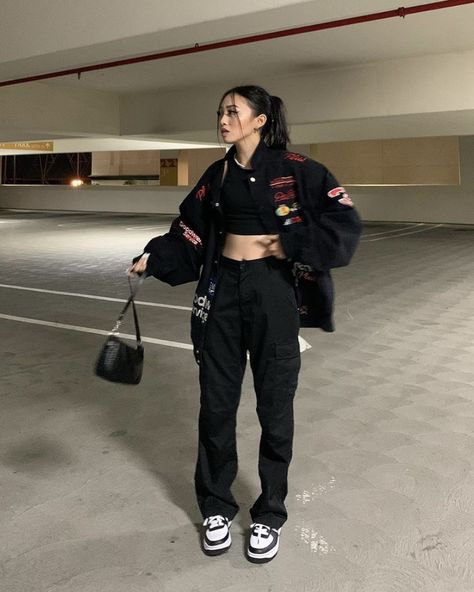 Moter Cycle Jacket Outfit, Aesthetic Closet, 2023 Clothes, Random Outfits, Thrift Inspo, Jacket Outfit Women, Looks Pinterest, Streetwear Girl, Modern Streetwear