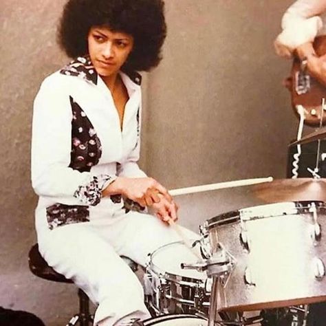 When I first picked up a set of sticks and got behind a kit, I didn't know where this road would take me. You never do. There's no way you… Sheila E, Metallic Gold Dress, Prince Purple Rain, Roger Nelson, Prince Rogers Nelson, Black Gloves, Long Blazer, Soul Music, Purple Rain