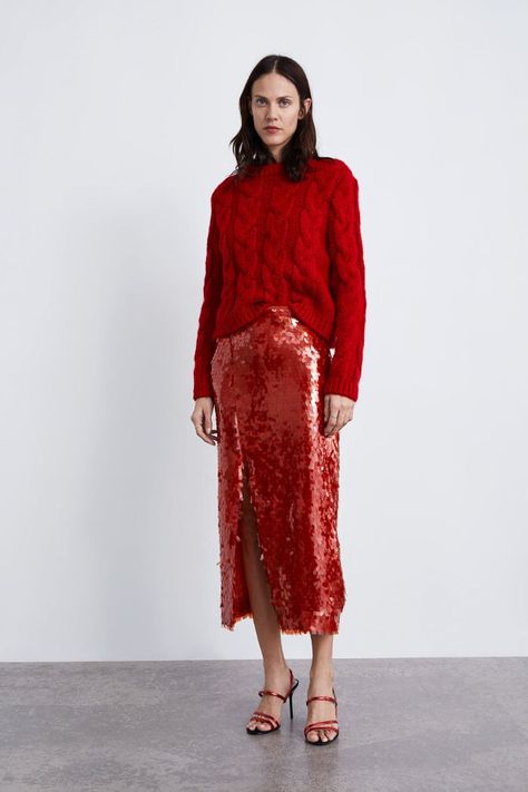 Zara Sequin Skirt Red Sequin Skirt Outfit, Red Sequin Skirt, Sequin Outfits, Sequin Skirt Outfit, Rock Outfit, Sequin Outfit, Eve Outfit, Red Sequin, Famous Fashion