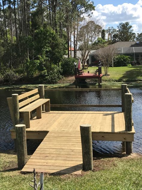 Floating Lake Dock Ideas, Floating Dock Plans, Diy Dock, Building A Dock, Dock Ideas, Lake Landscaping, Farm Pond, Fishing Dock, Lake Dock