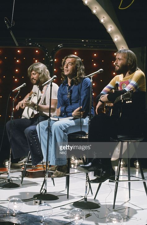 Barry Gibb, Robin Gibb, and Maurice Gibb of the Bee Gees Midnight Special, The Bee Gees, Robin Gibb, Andy Gibb, Barry Gibb, Disco Music, Bee Gees, The Midnight, The Bee