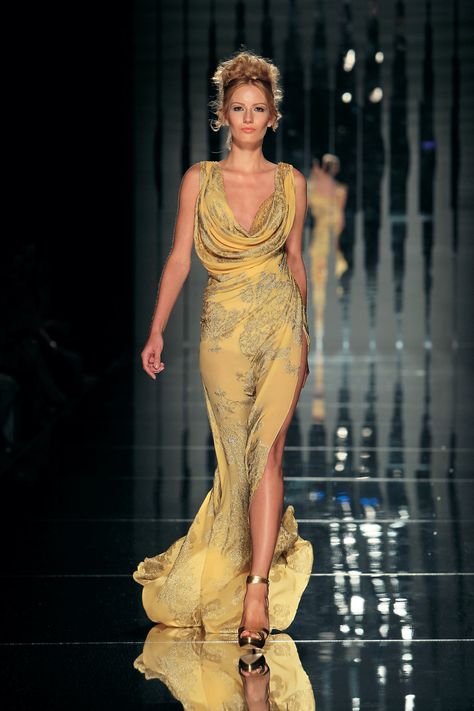 Abed Mahfouz 2012 SS collection! Got to be tanned to look gorgeous! #Fashion #Lebanon Abed Mahfouz, Collection Couture, Draping Fashion, Spring Couture, فستان سهرة, Stunning Gowns, Couture Gowns, Bride Dresses, Gorgeous Gowns