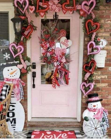 Valentine's Day Front Porch, Porch Valentines Day Decor, Valentine’s Day Outdoor Decor, Outside Valentines Day Decor, Valentine Porch Decorating Ideas, Valentines Gingerbread, Valentines Door Decorations Classroom, Bathroom Curtains Ideas, Valentines Outdoor Decorations