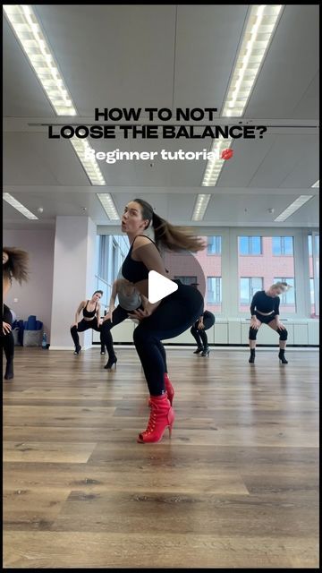 • Egija • Dance-teacher in 🇨🇭& 🇱🇻 on Instagram: "Try this at home or join my heels commercial classes in Zurich for ABSOLUTE BEGINNERS @dancelab_ch 😍🫶 

#heelsdance #dancereel #dancetutorials #danceinheels #feminity" Dance Heels Outfit, Commercial Dance Outfit, Heels Dance Outfit, Heels Dance Class Outfit, Dance Tricks, Dance Class Outfit, Wall Pilates, Class Outfits, Class Outfit