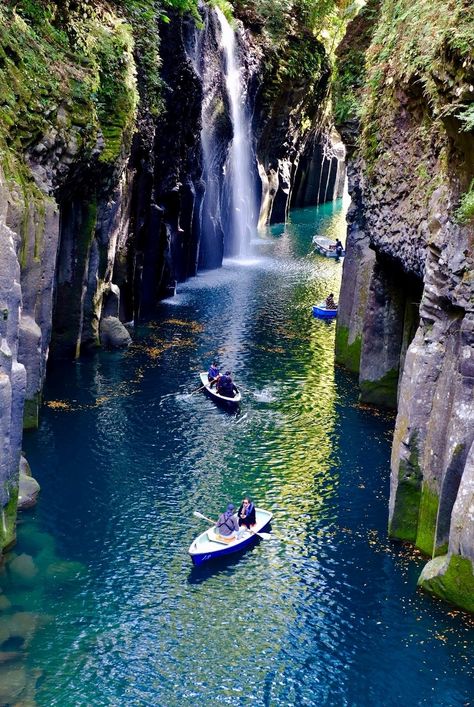 Takachiho Gorge, Miyazaki Japan, Japan Travel Photography, Japan Tourist, Japan Travel Destinations, Japan Vacation, Japan Travel Tips, Japan Travel Guide, Travel Japan