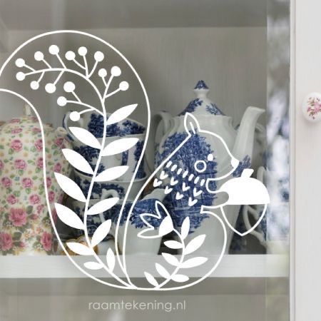 Chalk Markers Art, Painted Window Art, Christmas Window Painting, Window Mural, Decoration Vitrine, Window Drawing, Idee Cricut, Winter Window, Christmas Window Decorations