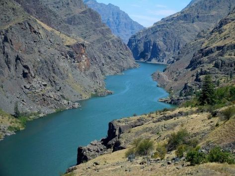 Located right along Idaho's western border, this road will transport you to an otherworldly landscape like no other. The rugged canyon country of Hells Canyon and the Snake River is easily one Idaho's most breathtaking sights. Explore Idaho, Idaho Vacation, Visit Idaho, Idaho Travel, Western Borders, Beautiful Roads, Canyon Road, Scenic Byway, Drive Through