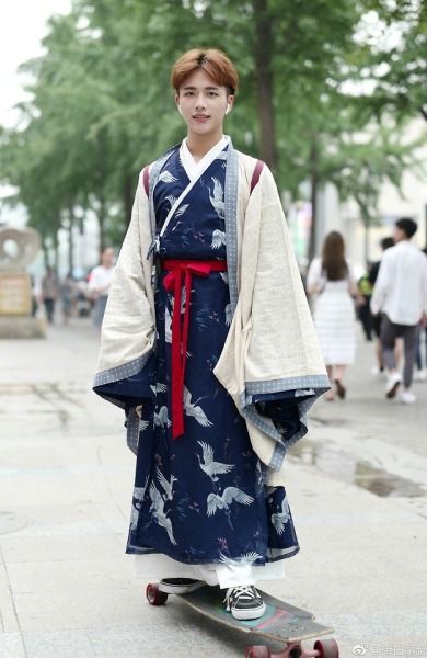 Hanfu revival men Hanfu Street Fashion, Hanfu Street Style, China Street Style, Chinese Street Fashion, Chinese Street Style, China Street Fashion, Traditional Chinese Hanfu, Western Outfits Men, Chinese Fashion Street